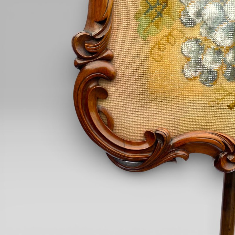 Antique English Victorian Rosewood Floral Tapestry Pole Fire Screen Tripod Base - Image 5